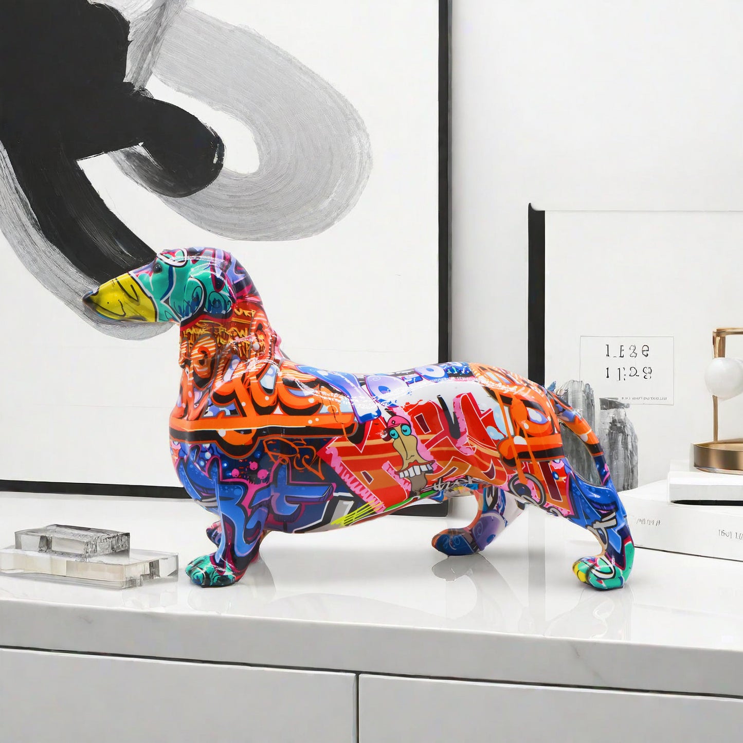 Modern minimalist sausage dog ornaments, creative home wine cabinet decorations, office desktop decorations, handicrafts